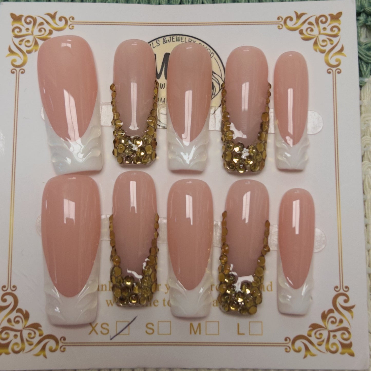 Golden Tip Elegance