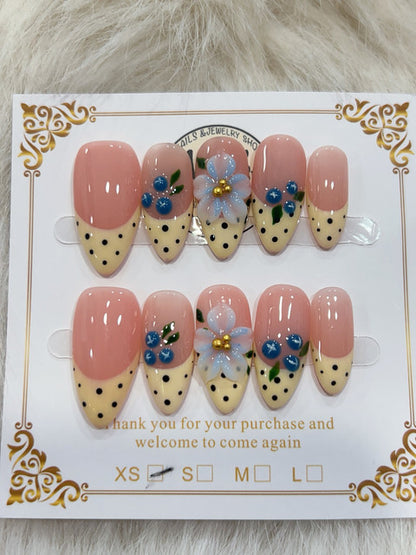 Strawberry Garden handmade press-on nails - image 2
